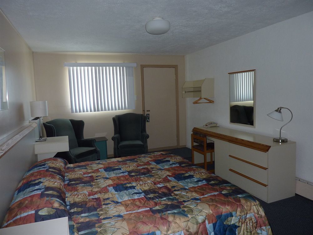 Motel Belle Riviere サン・ジャン・シュル・リシュリュー エクステリア 写真