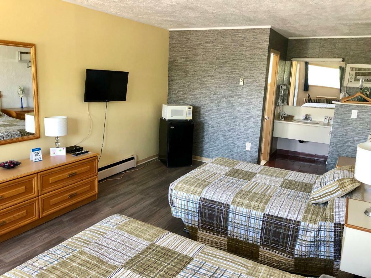Motel Belle Riviere サン・ジャン・シュル・リシュリュー エクステリア 写真