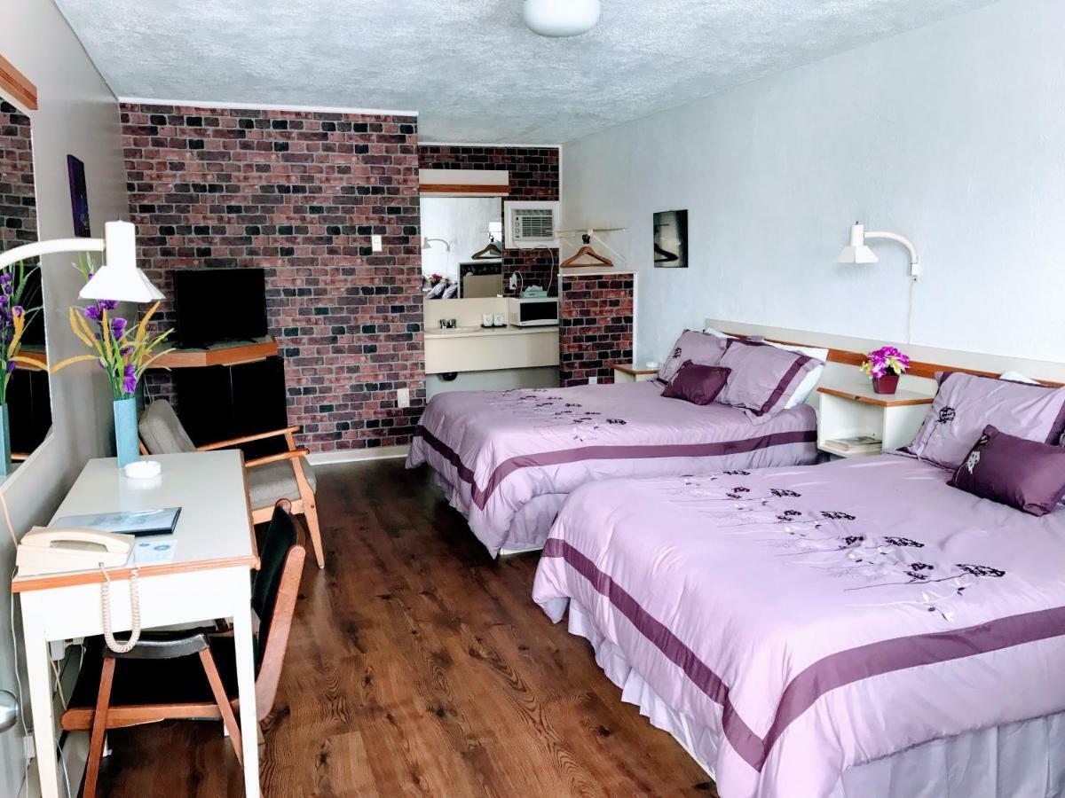 Motel Belle Riviere サン・ジャン・シュル・リシュリュー エクステリア 写真